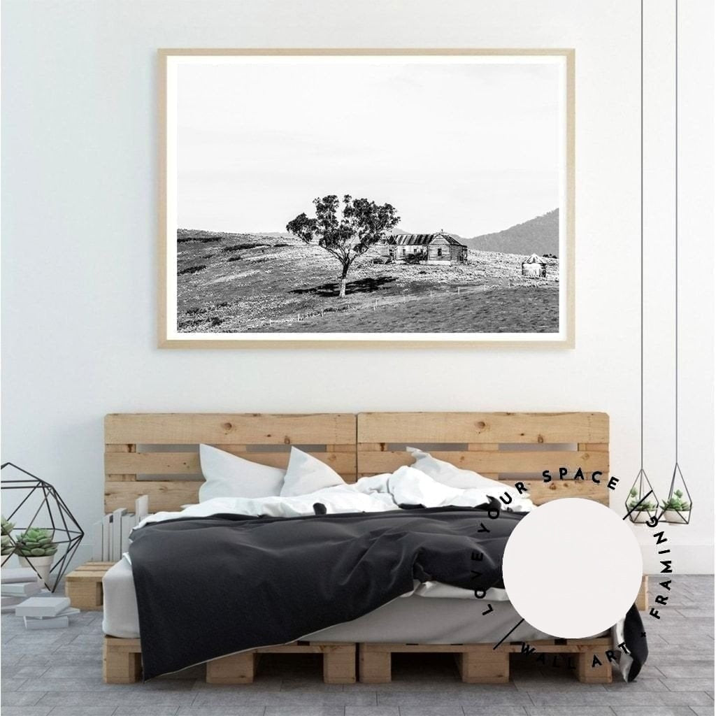 Old Farmhouse - Black & White - Love Your Space